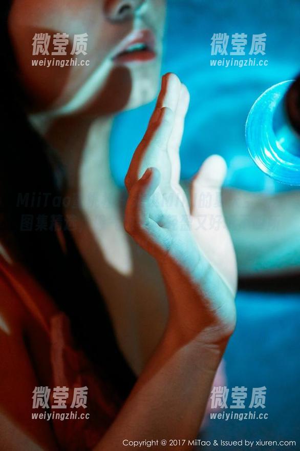 MiiTao蜜桃社 - 米琪MIKI的夏天空气：图集精选，像气泡一样轻盈又好玩不明所以！-微莹质
