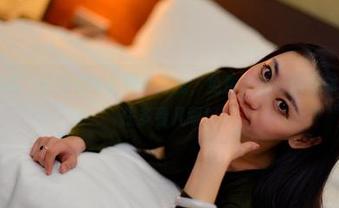 PANS写真 - 小彤在牛仔裤中摇曳，免费作品让隔壁邻居都忍不住多看几眼！