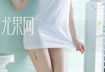 UGirls尤果网 - 大胆突破界限，来翻阅陈雅漫的网袜图片合集吧！