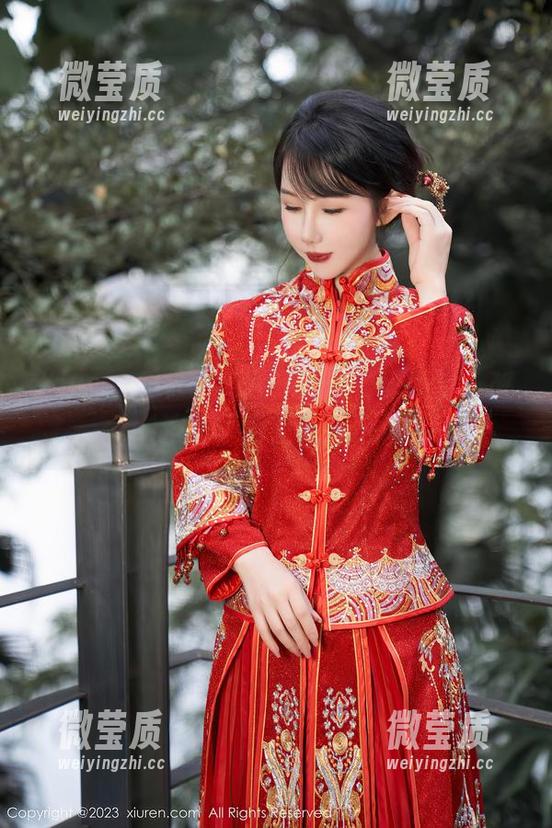 Xiuren秀人网 - 图库里的奇葩美脚，77qiqi演绎‘腿上非洲’大片！-微莹质