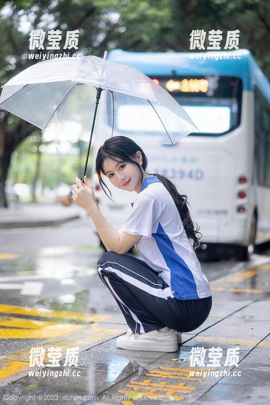 Xiuren秀人网 - 好想把这套泳池的Yuki鱼儿照片下载下来，闲暇时一读再读。-微莹质