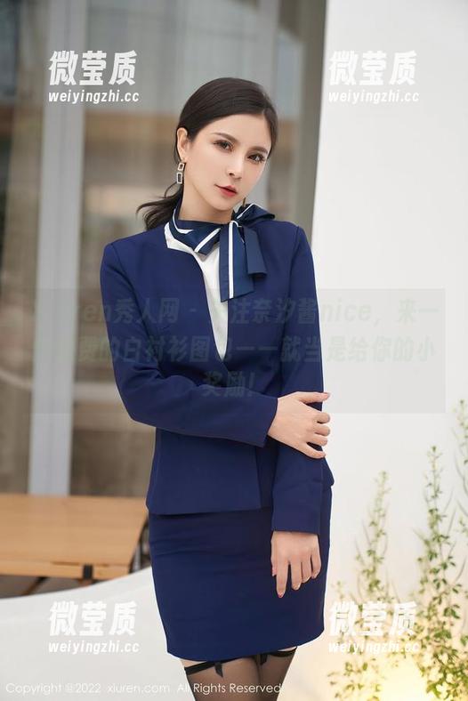 Xiuren秀人网 - 关注奈汐酱nice，来一份免费的白衬衫图包——就当是给你的小奖励！-微莹质