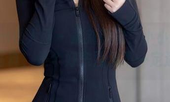 Xiuren秀人网 - 最新曝光：小小白思宜婚纱写真，是个好东西但不一定适合你