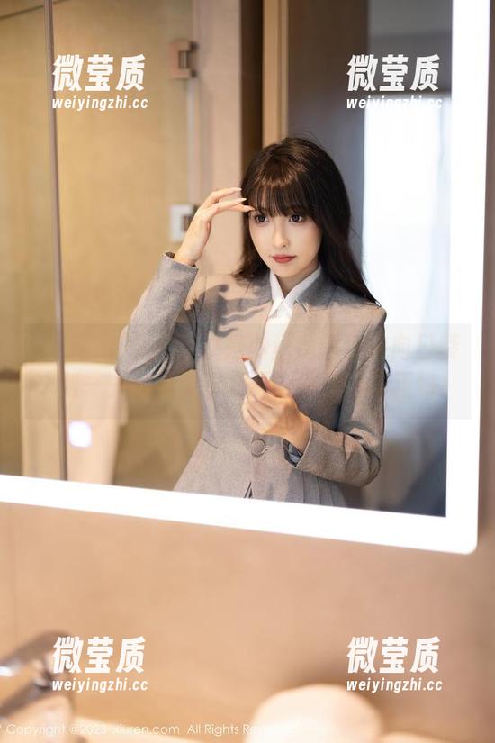 Xiuren秀人网 - 是小逗逗的女孩向日葵计划——意外美图资源，不凑巧却正好！-微莹质