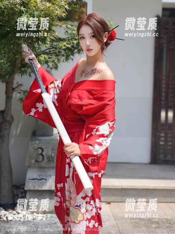 Xiuren秀人网 - 樱桃小阑子的制服美图，真是让人心痒痒的资源啊，越看越上瘾。-微莹质