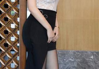 YouMi尤蜜荟 - 浴缸里的lingyu69：谁说不能把泡泡和美丽结合成一幅图包？