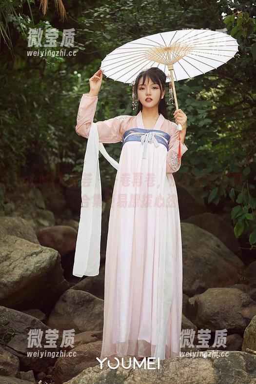 YouMi尤蜜荟 - 一卷再卷，沈梦瑶的写真合集轻易撩拨心弦-微莹质
