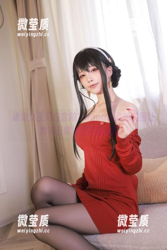 谁说女王只在宫殿？aqua水淼的美图让她在日常也变得超炫酷！-微莹质