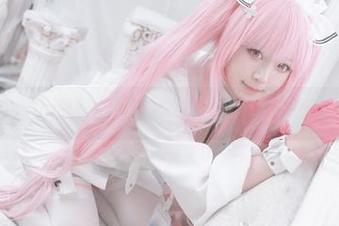 asagiriai(爱ちゃん)带你逐梦泳池—在线资源泛滥中