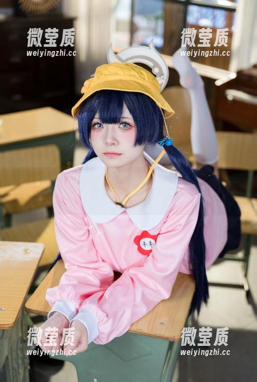 九柒喵穿上OL制服，图集里藏了多少段子？-微莹质