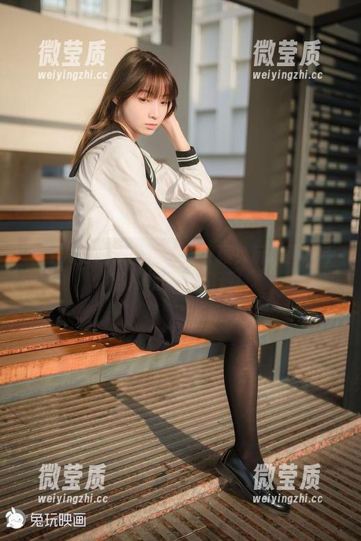想要人生快乐的秘诀？收藏兔玩映画水手服Jk的写真资源！-微莹质