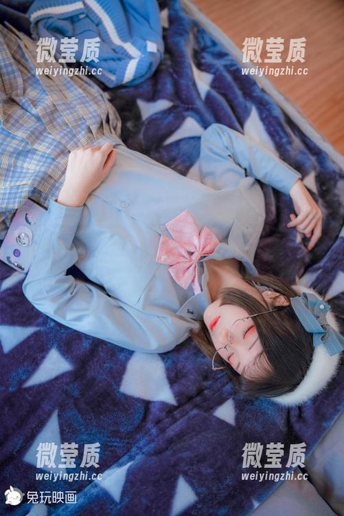 在线来兔玩映画，甜系少女的写真，仿佛进入了一场“甜蜜”梦境？-微莹质