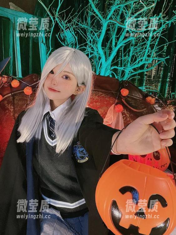 六二二同学的原图带你走入白丝的绚烂精选时刻。-微莹质