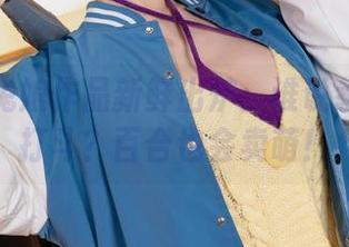 咬一口兔娘作品新鲜出炉：谁说拳皇只有打斗？百合也会卖萌！