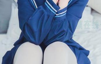 喵糖映画 - 蠢沫沫的泳池合集在线——水里会不会更傻？