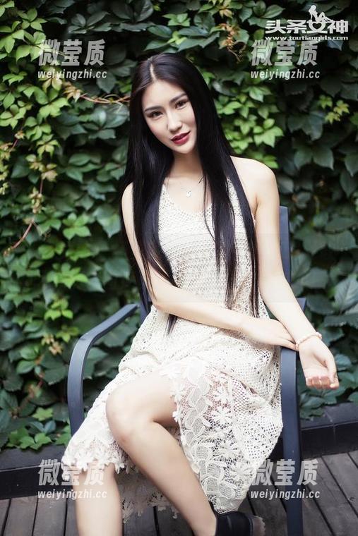 头条女神 - 杨曼妮与镂空袜兔的奇遇，敢问你们在图库里见过吗？分享是对的！-微莹质