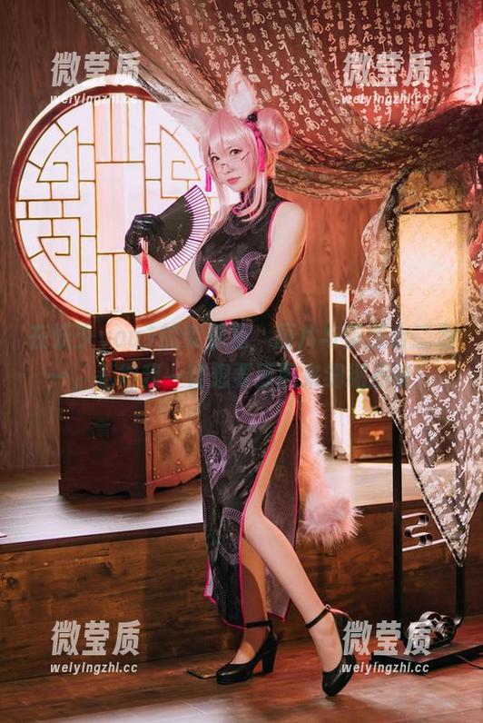 在妖少you1的柴郡里，图片与情感合二为一，惹得我一直想要原图来细细品味！-微莹质