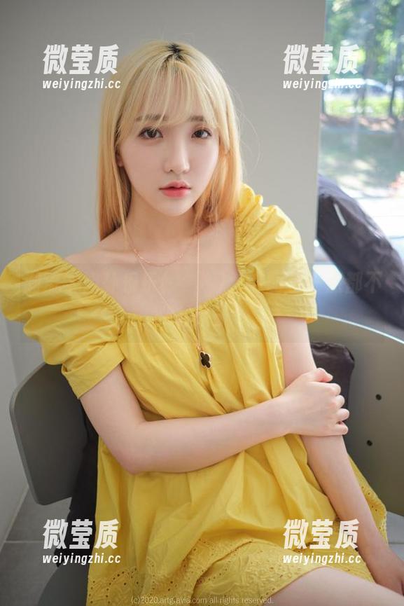 潮流学姐孙乐乐(손예은)，这图包一点都不“书呆子”-微莹质