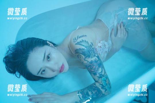 微密圈 - 看到宋昱欣的图库，粉色又让我想起小时候的玩具熊。-微莹质