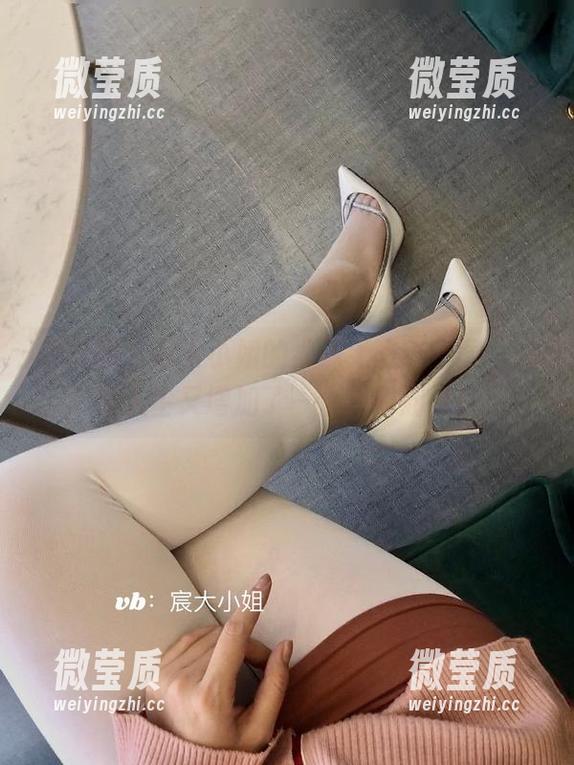 微密圈 - 宸大小姐的学妹无圣光套图，我的人生又增加了一个新的期待！-微莹质