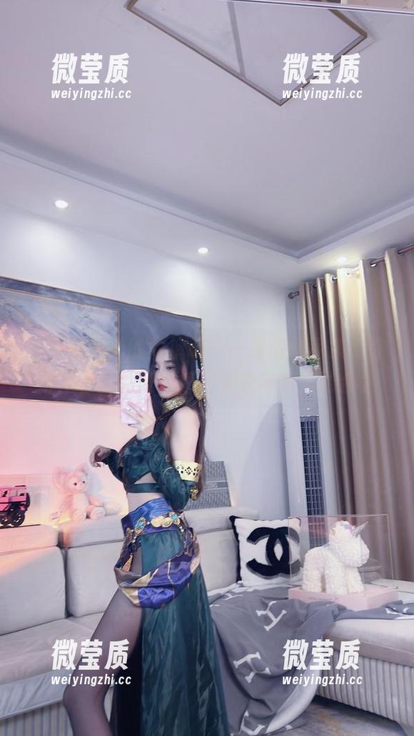 小小奶瓶儿的短裤吧——高清作品集，在那里你能看到肉感与清凉的完美结合。-微莹质