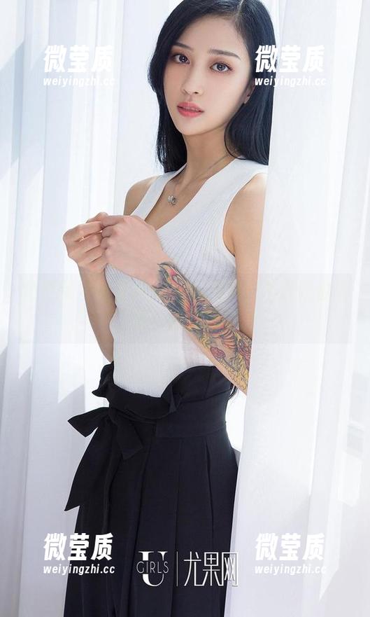 尤果网 - 葛征model的美图：不穿鞋也能‘足’够精彩哦！-微莹质