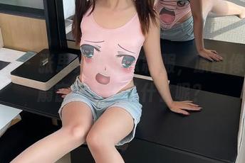 微密圈 - 张思允私拍jk制服，原图像是一扇窗，打开了什么呢？