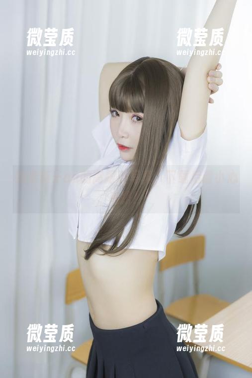 抱走莫子aa的高跟鞋写真，下载后请小心走路！-微莹质