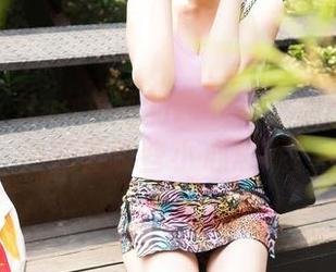 推女神 - Una尤娜的连衣裙之旅：图片里都藏着哪些小心思呢？
