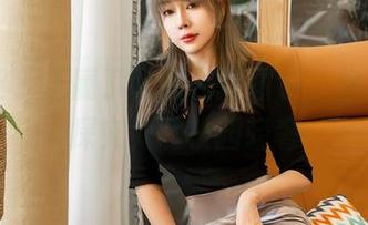 星颜社 - 王俪丁呀的校服图包，你值得一探究竟的校园轻奢