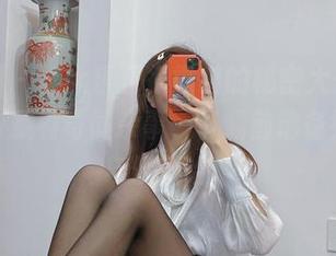 微密圈 - 杨大乐乐很靠谱的秘密大公开，图集中藏着奇闻杂事，下载前请备好零食与饮料哈！