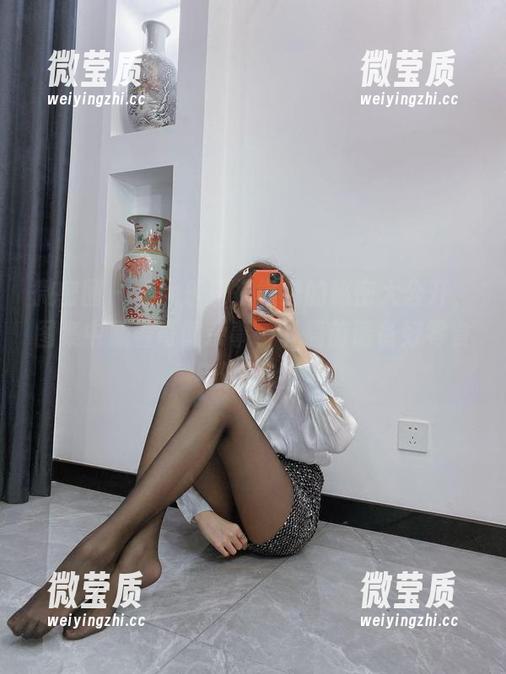 微密圈 - 杨大乐乐很靠谱的秘密大公开，图集中藏着奇闻杂事，下载前请备好零食与饮料哈！-微莹质