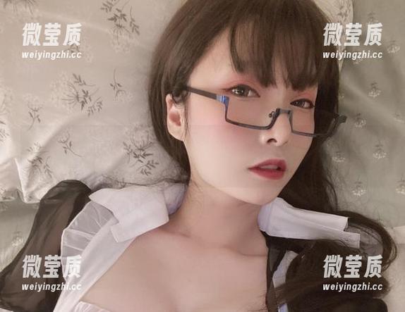 私底下的风纪委员，次屁啦写真集下载，完全不靠谱啊！-微莹质