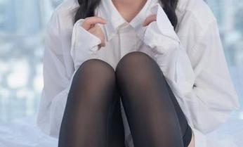 清水由乃的写真，玛丽萝丝的白色泳衣：我整个人都在网盘里打滚，生怕被删掉！