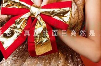 爱尤物 - 高清图集：上官雪儿在泳装的挑战中迷失了方向