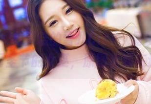 爱蜜社 - 食蛋糕的雪儿Cier，偶尔也会化身万圣节的女巫，原图资源在这儿
