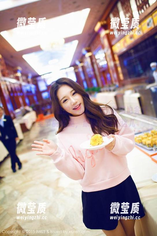 爱蜜社 - 食蛋糕的雪儿Cier，偶尔也会化身万圣节的女巫，原图资源在这儿-微莹质