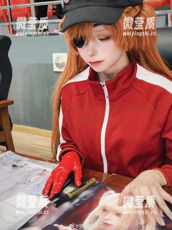 睡裙中的特软儿Sona：原图带来的一丝慵懒享受-微莹质