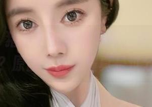 微密圈 - 猪小七的礼服写真，这是要让我娶她吗？原图里的闪耀真是过分了啊。