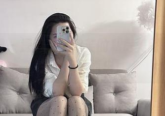 微密圈 - 深潜玫桃泡芙的私房美图，少妇气质满盈而出！