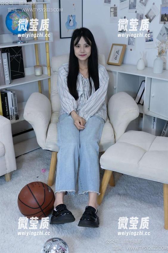 甜予摄影 - 漫步在澜澜的全套裸足图片中,偶尔踩到幻觉的边沿。-微莹质 甜予摄影 - 漫步在澜澜的全套裸足图片中,偶尔踩到幻觉的边沿。-微莹质