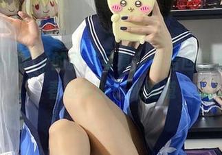 白栎Shirly的教室写真，恍若回到那年青春趣事的时光隧道