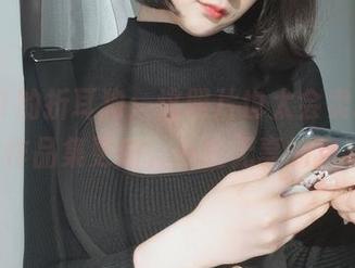 白银81的折耳狗：这照片也太会卖萌了，新作品集更新，一脸无辜的狗狗!