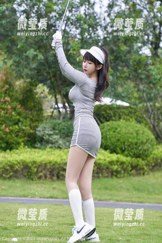 秀人网 - Elise谭晓彤的天台日常更新，别忘了来刷美图哦！-微莹质