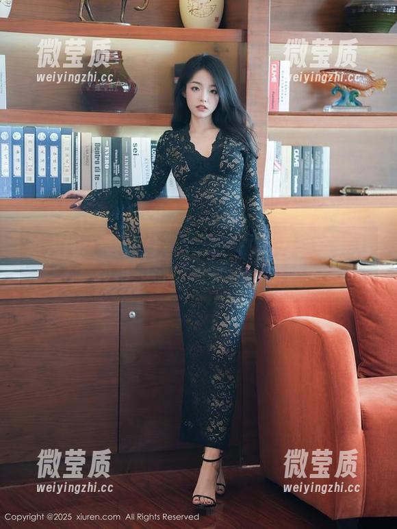 秀人网 - 套图分享：夏甜甜的万圣节，万一我也想试试扮成小怪兽呢？-微莹质