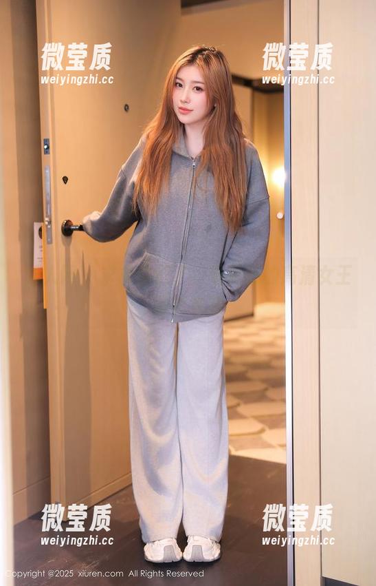 秀人网 - 求求你们了，看奶酥的高清女王写真集吧-微莹质