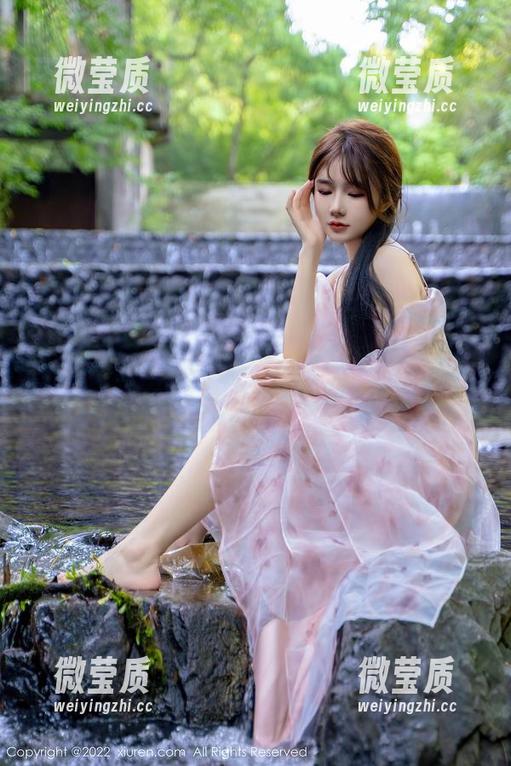 秀人网 - 徐莉芝Botty的透明示范，想Frame送你原图和图包-微莹质