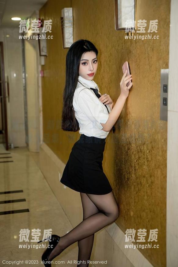 秀人网 - 新鲜出炉：艾栗栗栗栗栗栗吖眼镜作品集，谁说眼镜只能是装饰？-微莹质