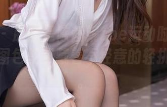 秀人网 - 原图是陈茜妮zoe运动时的紧致姿态，图包里却藏着不经意的轻挑和俏皮。