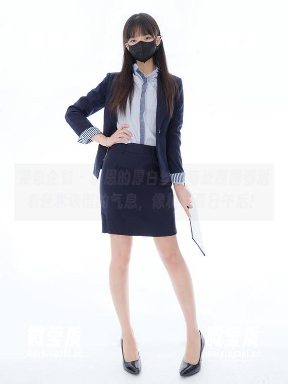紧急企划 - 小恩的厚白丝，每张原图都透着轻松诙谐的气息，像极了夏日午后！-微莹质